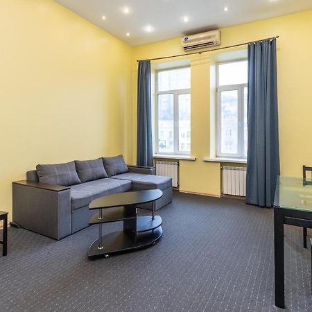 Kievacccommodation Near Gulliver 24H Self Check-In Zewnętrze zdjęcie